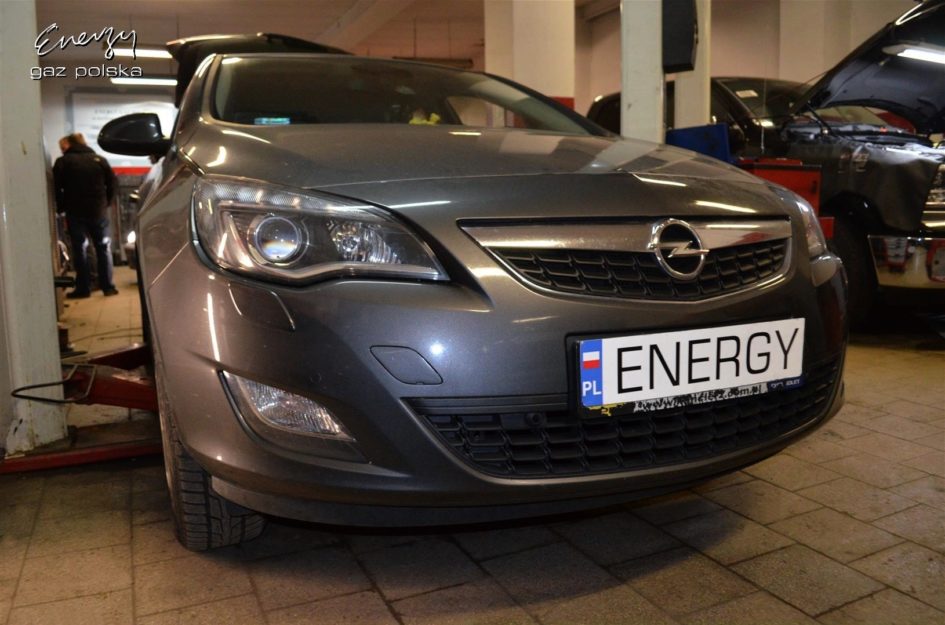 Opel Astra 1.4T 2010r LPG