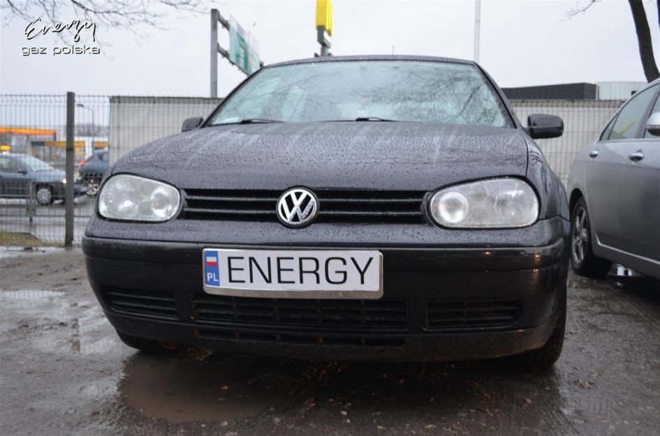 Volkswagen Golf 1.6 1998r LPG