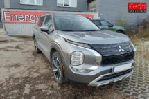 Mitsubishi Outlander 2023r 2.5 184KM LPG