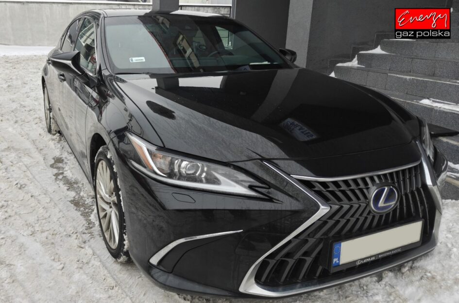 Lexus ES300h 2.5l hybryda 2021r LPG